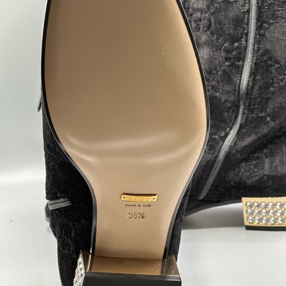 GUCCI Horsebit GG velvet boots w/ crystal heel - Picture 4 of 6